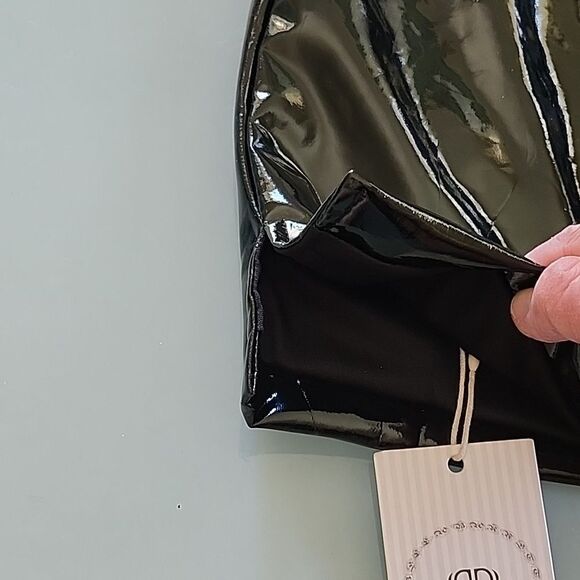 Bella Barnett PU Patent Leather Skirt - Picture 5 of 11